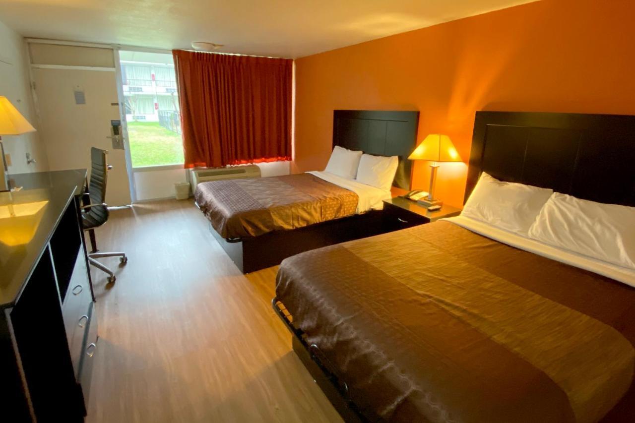Landmark Hotel Leesville Dış mekan fotoğraf