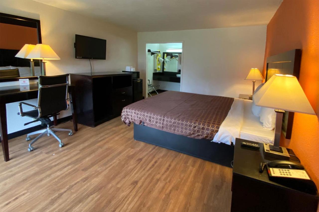 Landmark Hotel Leesville Dış mekan fotoğraf